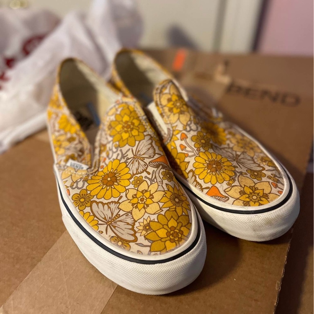 NWOT vans